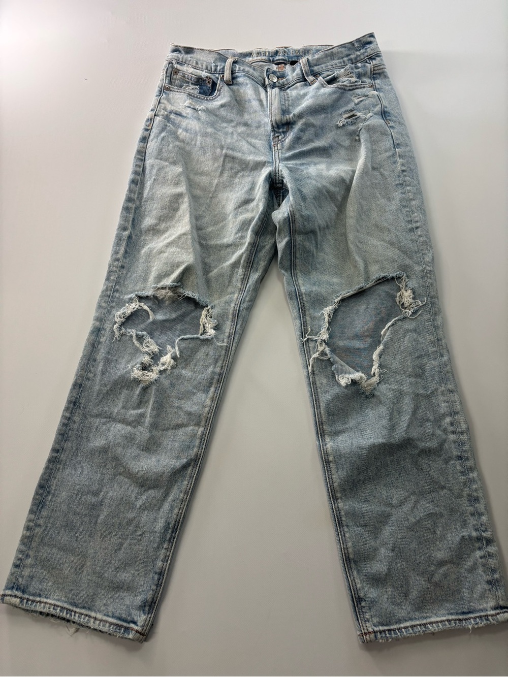 American Eagle Jeans Super High-Waisted Ripped Ankle‎ Straight Womens Size 10